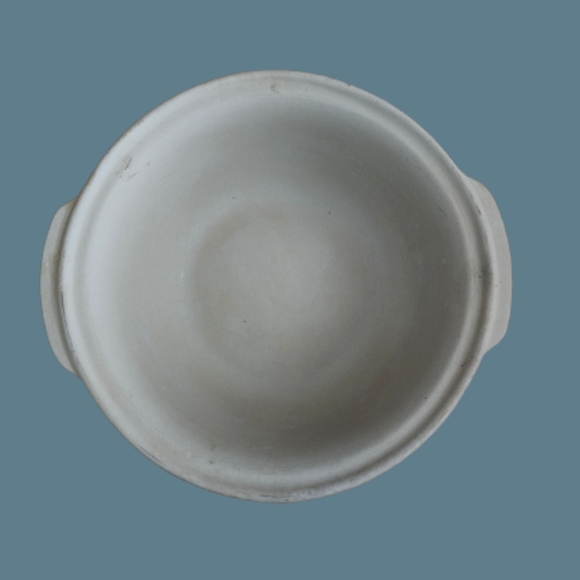 *Pampered Chef Family Heritage Retired 12" Baking Bowl - Picture 2 of 3